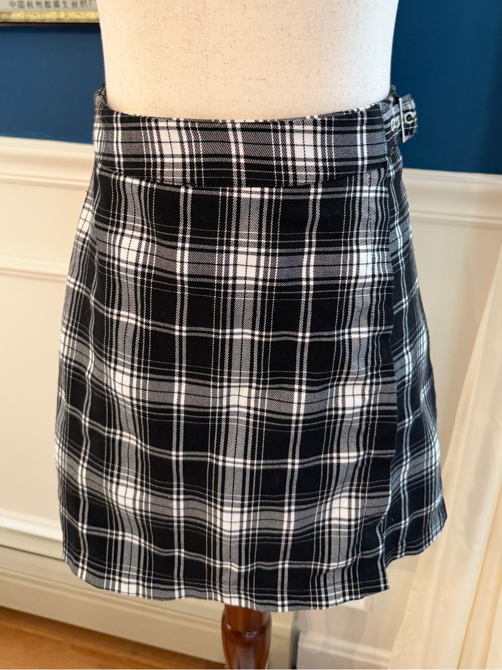 Brandy Melville Plaid Wrap Mini Skirt With Buckle, Size 2